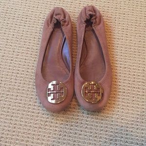Tory Burch Size 8 Brown Suede Flat